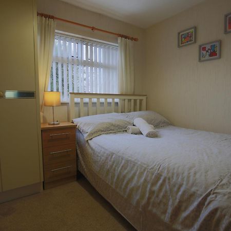Spacious 4 Bedroom Home - 5 Min Walk To Town Енніскіллен Екстер'єр фото